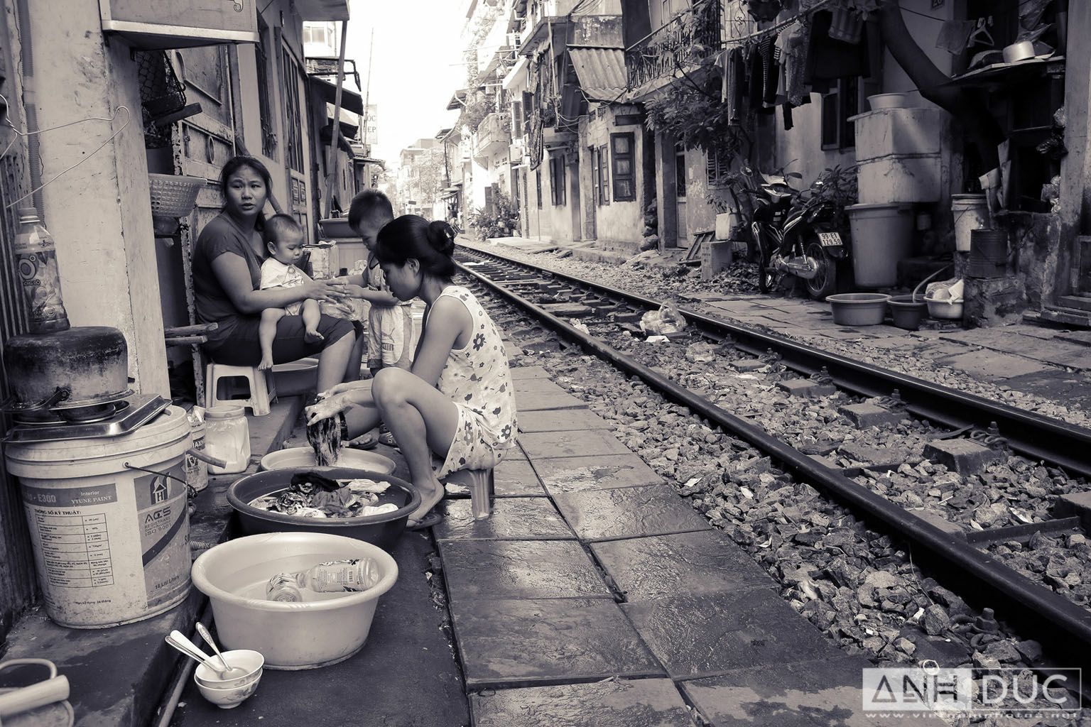 Life beside the railway